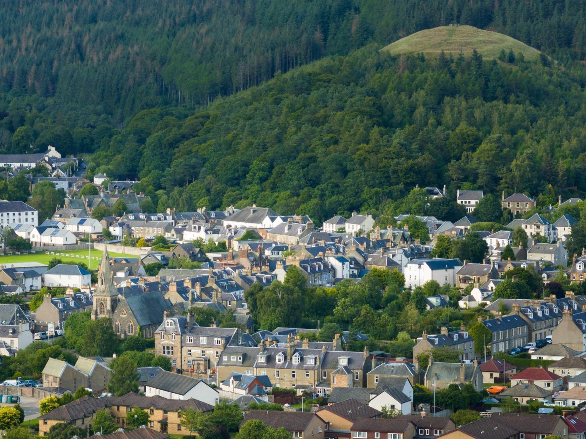 Traquair Arms Hotel Innerleithen Bagian luar foto
